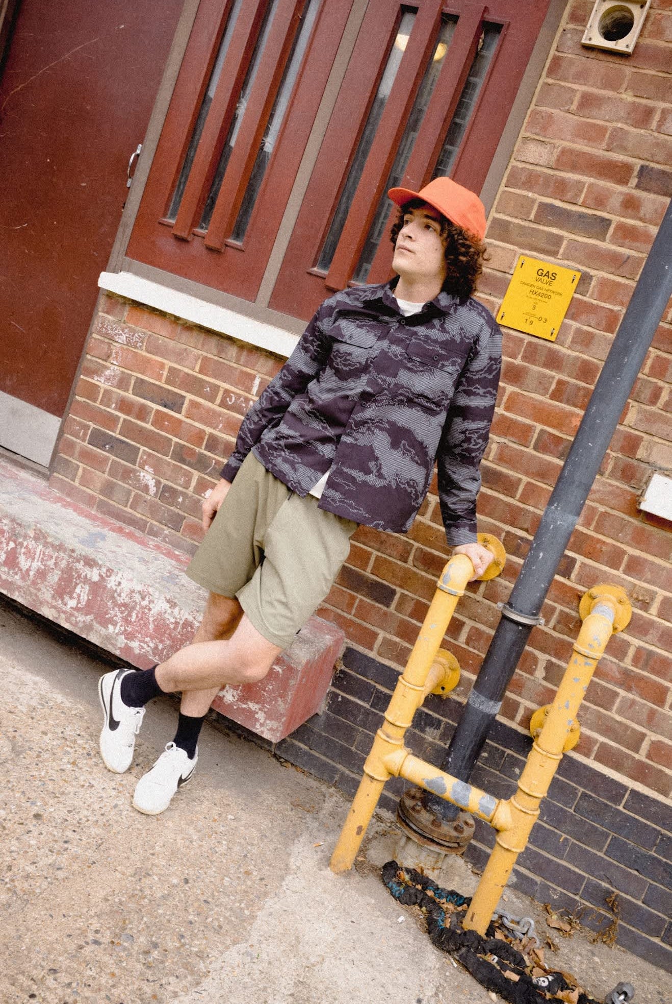 Men's Journey Active Short in the color Dark Olive/Olive Surplus - Men's Lifestyle image
