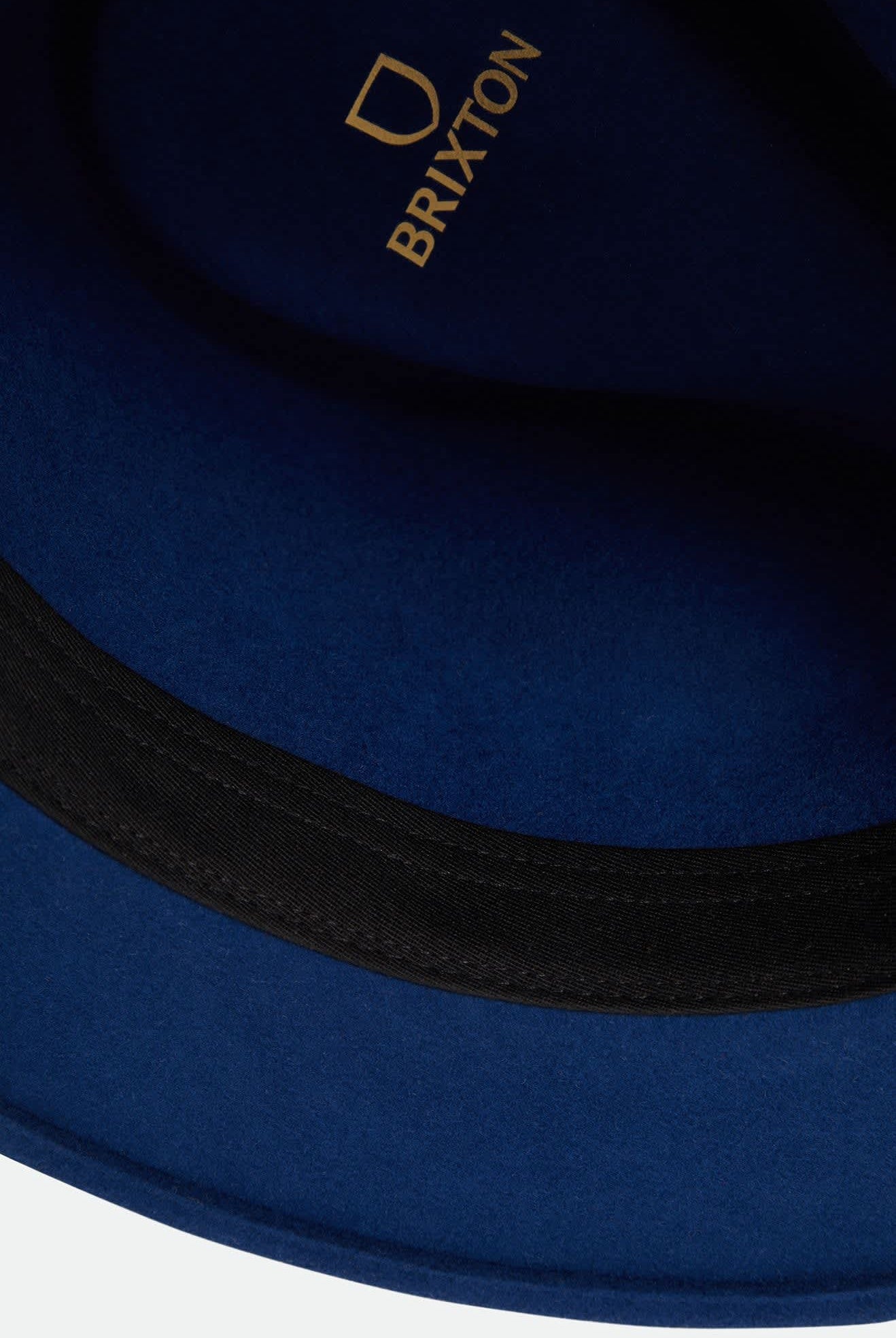 Unisex Messer Fedora in the color Midnight Blue/Pinecone - Additional Laydown image