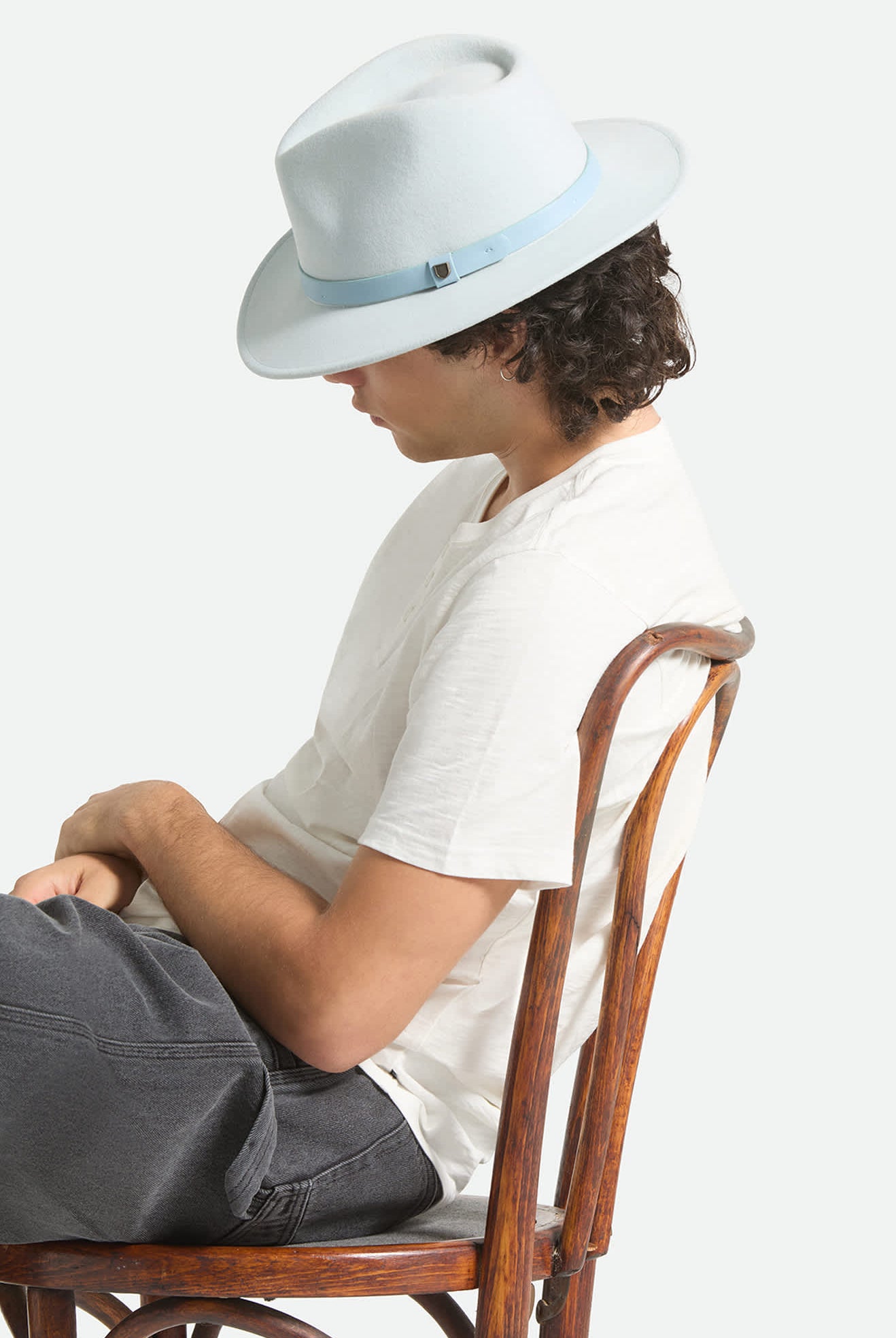 Unisex Messer Fedora in the color Blue Aruba - Men's Side View
