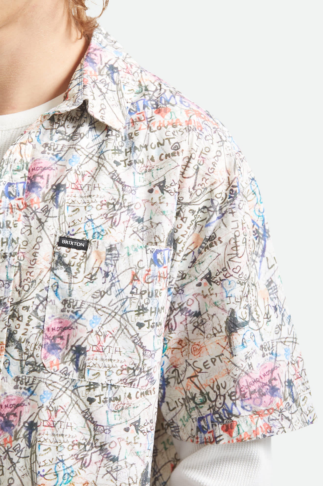 Men's Cru Print Short Sleeve Shirt in the color Graffiti - Additional Fit image