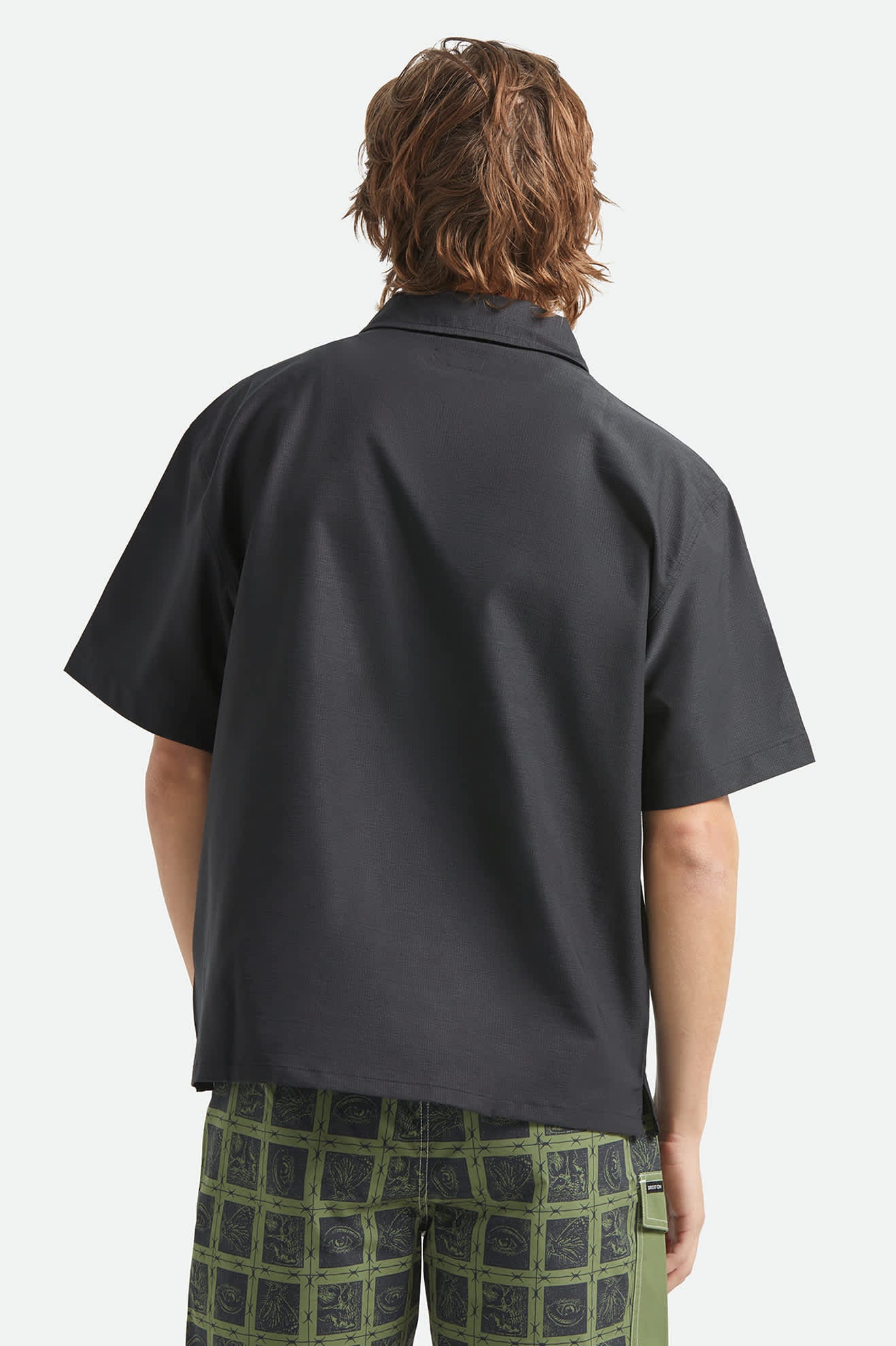 Men's Journey Lightweight 1/2 Zip Cropped Short Sleeve Shirt in the color Black - Men's Back View