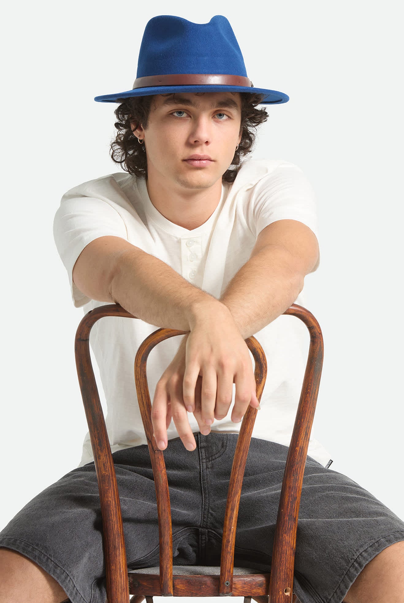 Unisex Messer Fedora in the color Midnight Blue/Pinecone - Men's Front View
