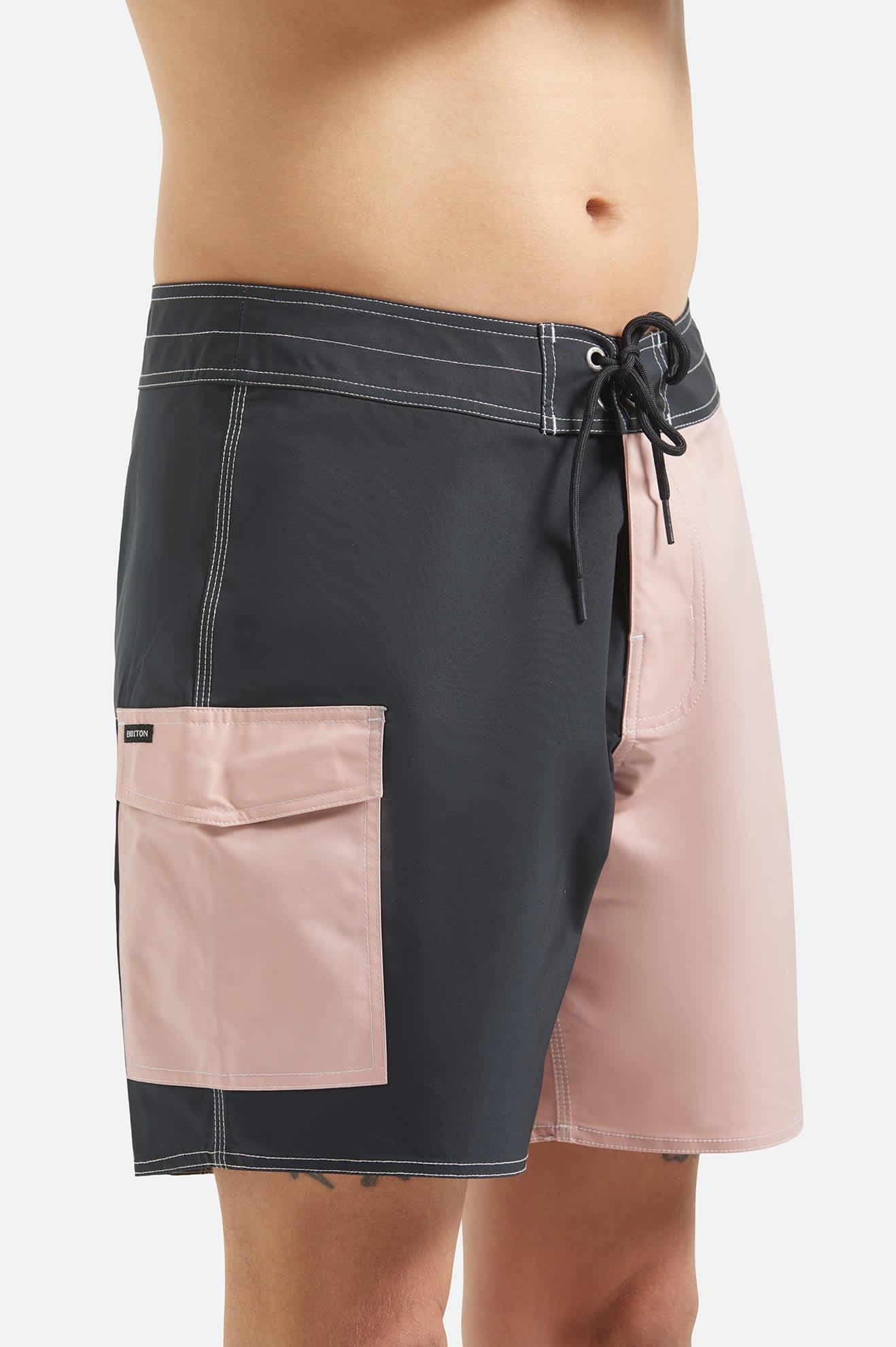 Men's Classic Trunk 17" in the color Black/Silver Pink - Additional Fit image