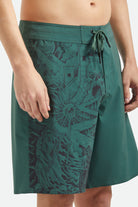 Men's Blitz Boardshort 19" in the color Primary Green - Additional Fit image