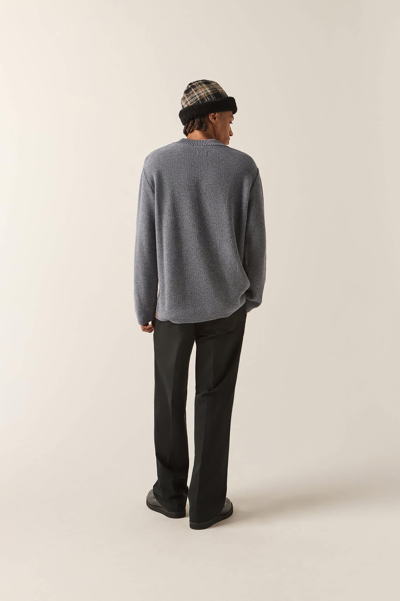 Men's Belgrade Sweater in the color Marled Blue - Additional Fit image