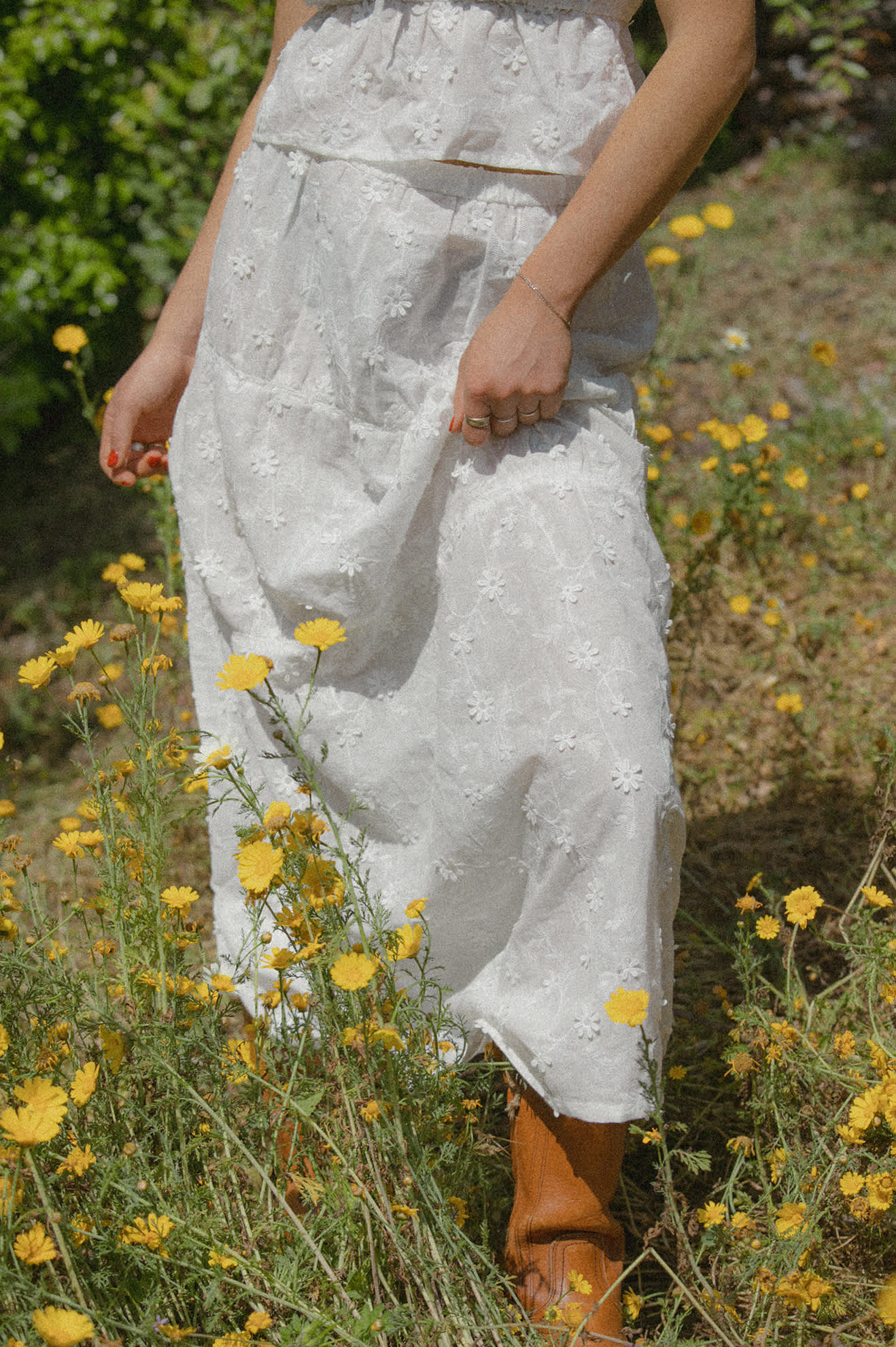 Women's The Abigail Skirt in the color Off White Floral - Men's Lifestyle image