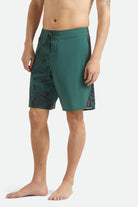 Men's Blitz Boardshort 19" in the color Primary Green - Additional Fit image