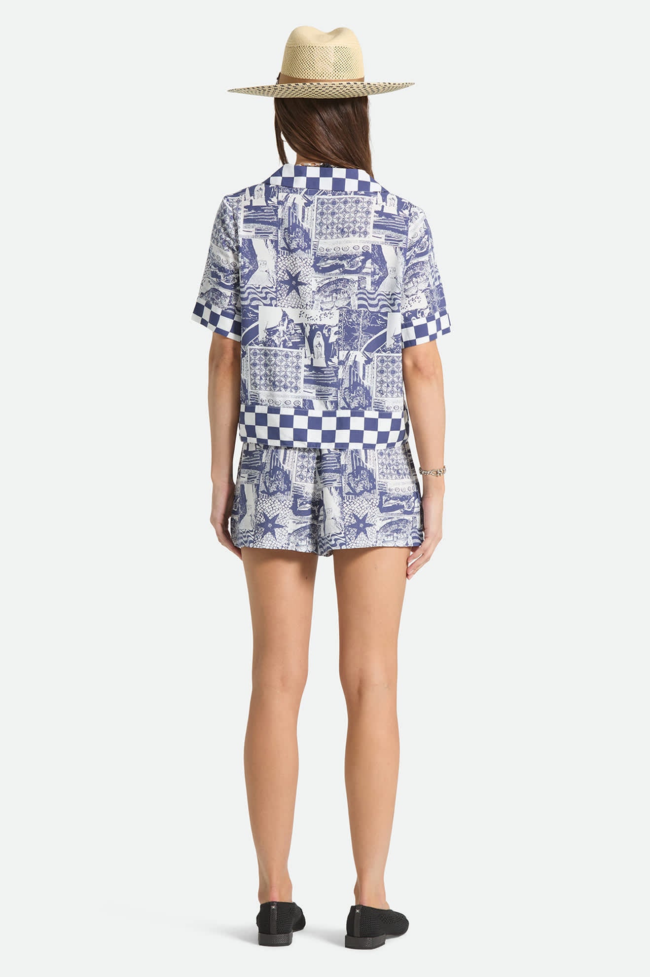 Women's The Omar Button Down Short Sleeve Shirt in the color Navy/White Collage - Additional Fit image